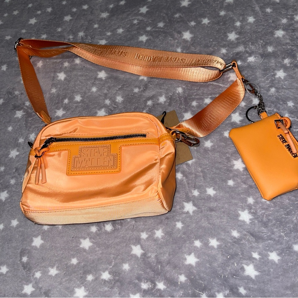 Steve Madden Orange Crossbody Bag Set - Picture 2 of 3